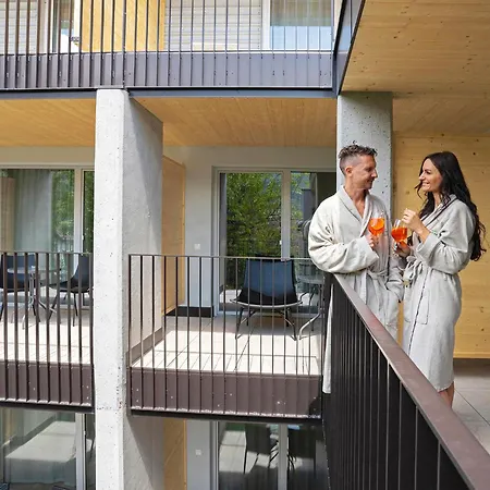 Hotel Parkhotel Zur Linde 4*